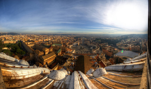 从圣伯多禄大殿 北，罗马，意大利，一月 2014年全景