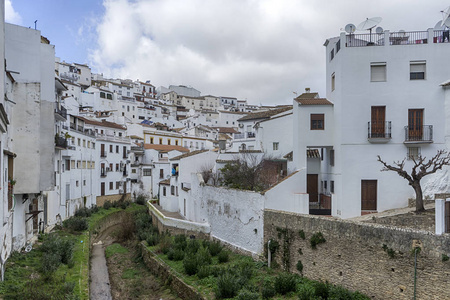 白色村庄的加的斯省 Setenil de las 酒厂