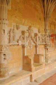 多尔多涅，佩里戈尔的卡杜因修道院