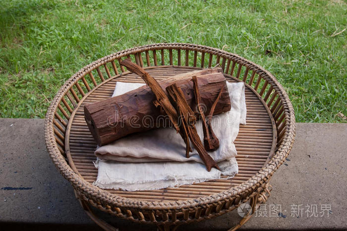 泰国丝绸的织造工艺