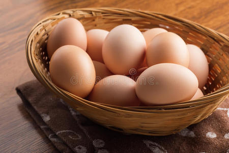 木底鸡蛋