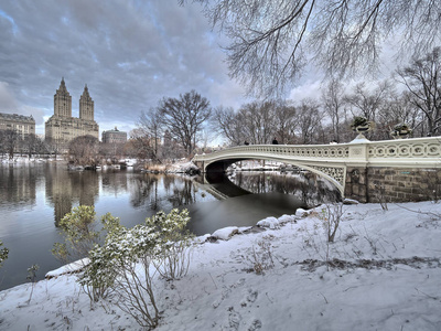 弓桥中央公园弓后暴风雪