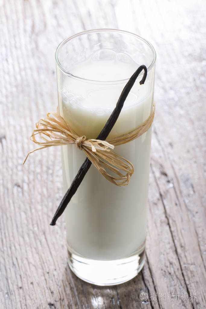 牛奶和香草精