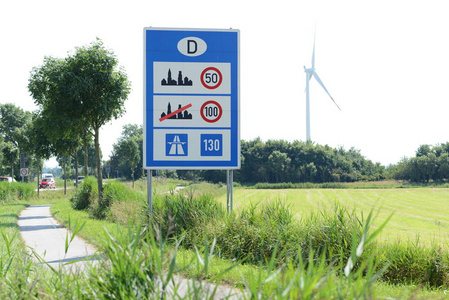 德国边界标志照片