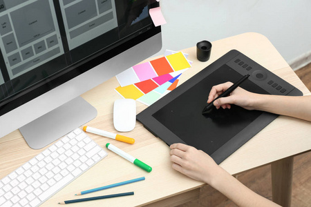 画图设计师图片