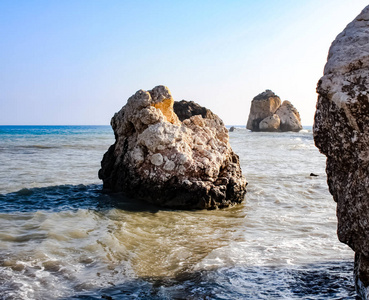 海滩上的石头  佩特拉头 Romiu.Cyprus 海滩