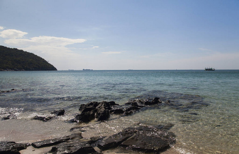 美丽的海边风景图片