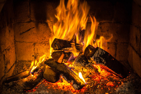 壁炉里火图片-壁炉里火素材-壁炉里火插画-摄图新视界