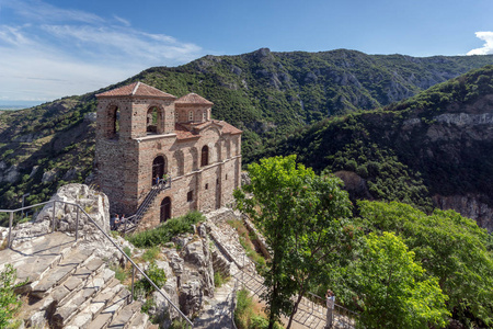 教会的圣洁的母亲神气力的堡垒和罗多彼山脉全景山，阿塞诺夫格勒，普罗夫迪夫地区