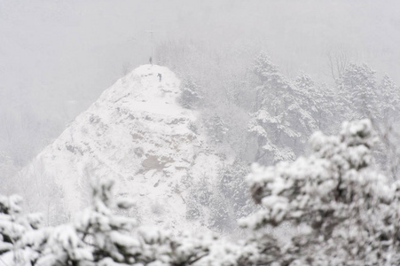 乌克兰利沃夫的高城堡上的雪山