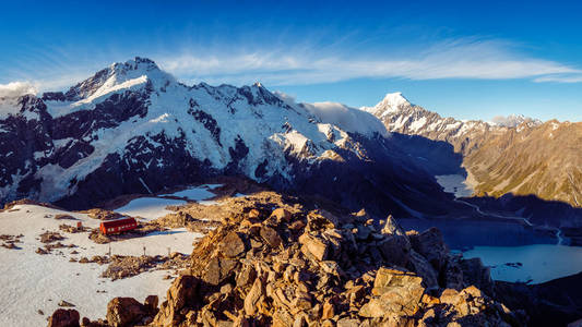 与穆勒小屋，新西兰库克山山脉的全景视图