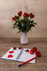 红玫瑰与心 礼品盒 笔记本