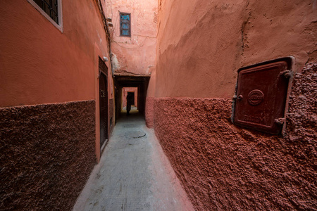 小巷里的马拉喀什，摩洛哥红皇城