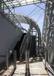 移动楼梯的出入口的威尼斯单轨交通线路连接威尼斯与马利蒂马邮轮码头及旅游巴士站意大利