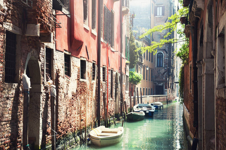 在威尼斯，意大利的古建筑与风景运河
