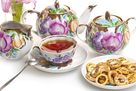 中国茶具孤立在白色背景上图片
