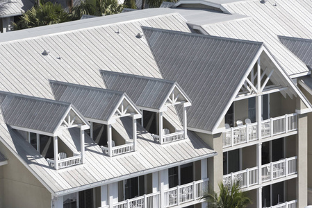 彩钢屋面和山墙照片