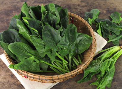 新鲜菠菜, 高蛋白质和氨基酸照片
