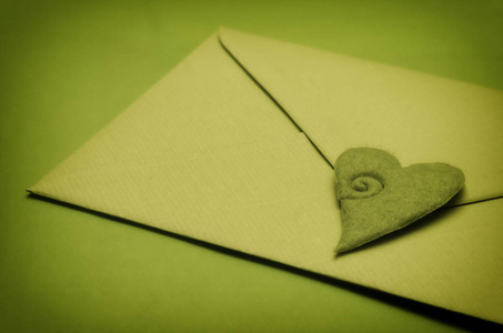 绿色的信封图片