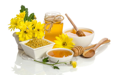 黄色的花和蜂制品 蜂蜜 花粉 在白色被隔绝照片 正版商用图片0enhcz 摄图新视界