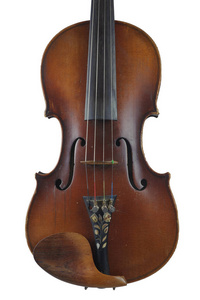 白色背景上的小提琴图像