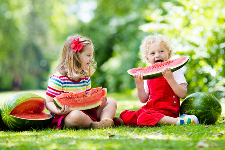 吃瓜群主表情包图片-吃瓜群主表情包素材-吃瓜群主表情包插画-摄图新