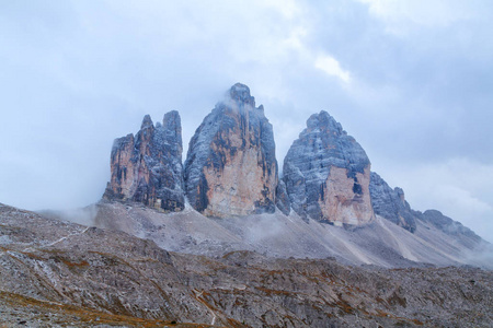 在优美的环境中白云岩 Tre 犯罪 di Lavaredo