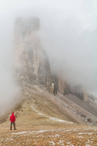 在优美的环境中白云岩 Tre 犯罪 di Lavaredo