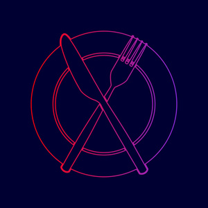餐叉，刀和盘子的标志。矢量。从红到紫颜色深蓝色背景上的渐变线图标