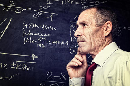 高级教师图片-高级教师素材-高级教师插画-摄图新视界