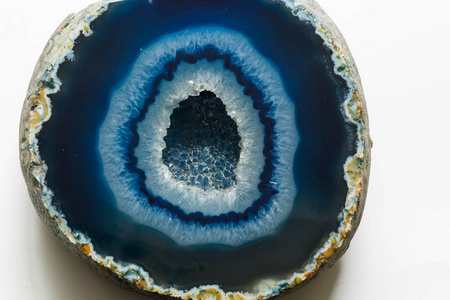 锡斯通蓝色水晶洞穴斯通照片