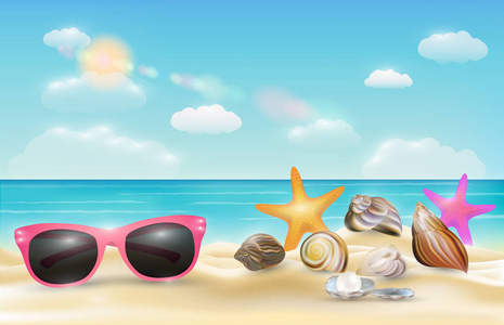 粉红色的太阳镜海贝壳和海砂海滩上的海星