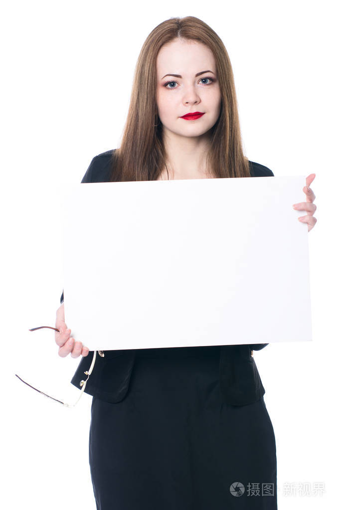举着空白牌子的漂亮的商界女强人照片-正版商用图片0xzek7-摄图新视界