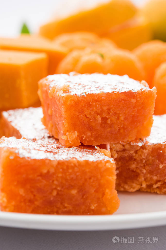 印度甜食橙色burfi或在印地语最喜爱的节日食品从印度中部的橙色蛋糕