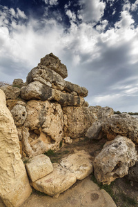 马耳他岛 戈佐岛，Ggantija 寺庙 3600公元前 3000 年 的废墟，巨石复杂被竖立在三个阶段由社区的和牧