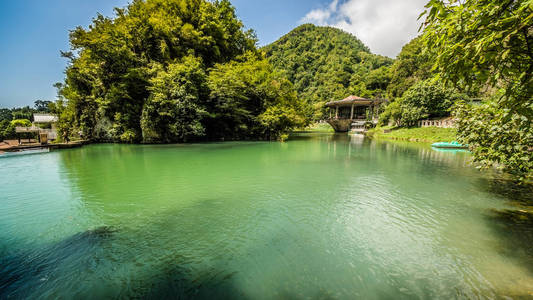 在新阿陀斯山城市景观