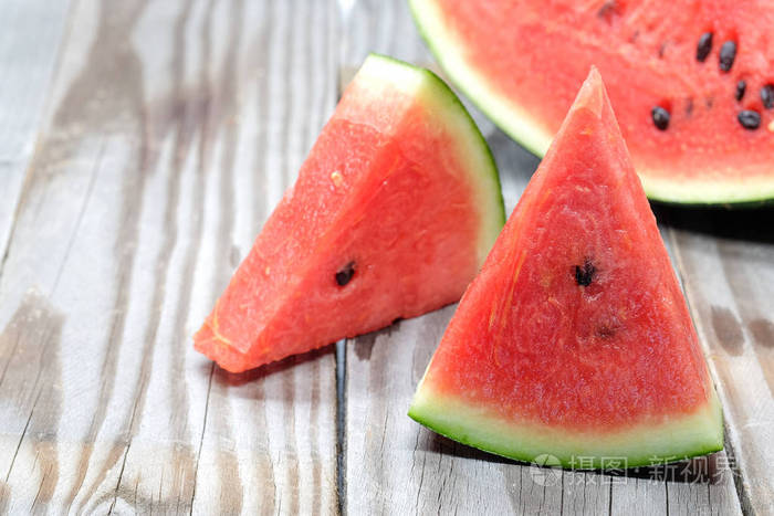 西瓜切片上木