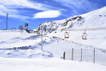 吐安巴尔，Fereydunshahr 滑雪胜地，伊斯法罕，伊朗在春天的时间