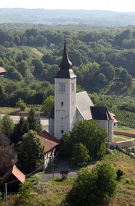 Pisarovinska Jamnica，克罗地亚圣马丁教区教堂