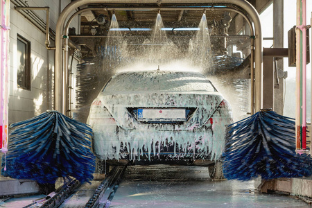 洗车，洗车泡沫水