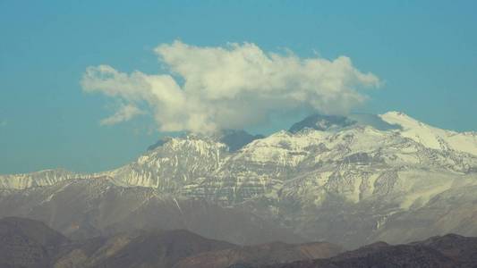 景观和山在圣地亚哥，智利