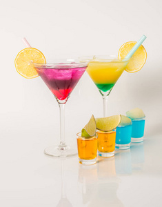 七彩套的饮料，颜色饮料饰果，颜色