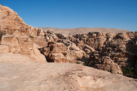 岩石和山 Siq 基地通常 冷峡谷 考古纳巴泰人市的 Beidha，著名的小佩特拉的主要入口佩特拉遗址公园 Beidah