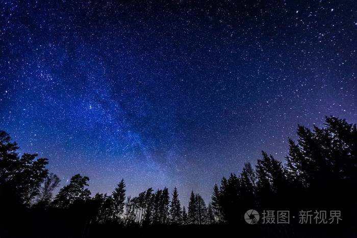 乡村景观夜空