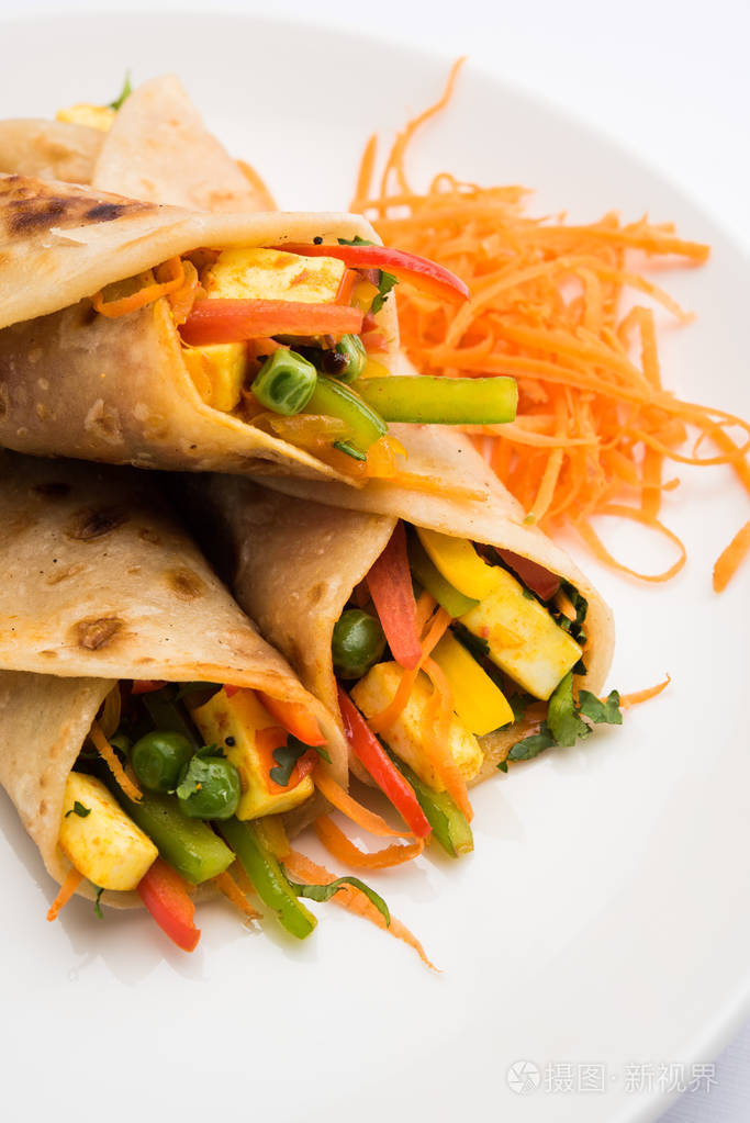 印度最受欢迎的小吃食品叫蔬菜春卷或蔬菜卷或蔬菜永邦用芝士或奶酪和