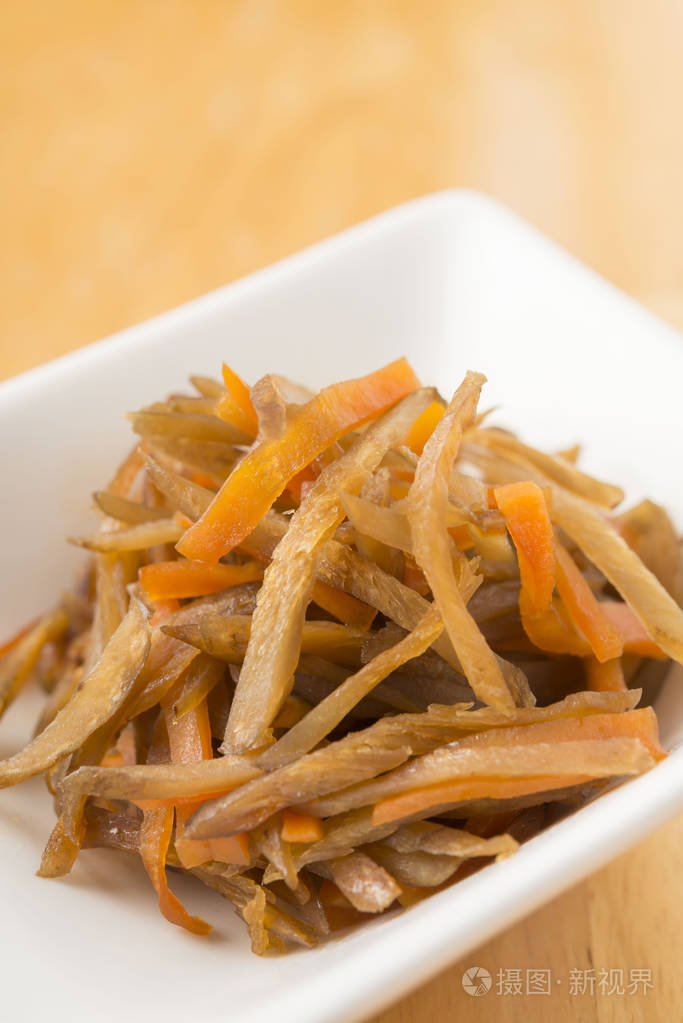 日本家庭美食有牛角菜