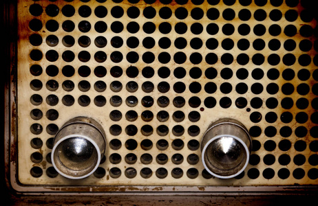 经典的老式旧收音机