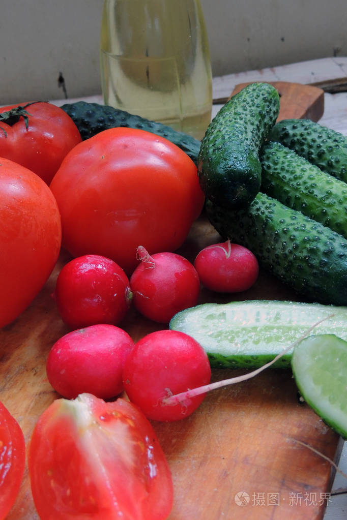 西红柿萝卜和黄瓜