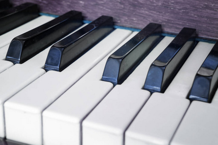 键盘钢琴，侧面图的仪器音乐工具
