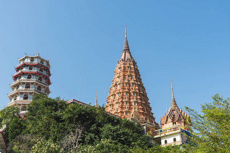 泰国的扫管笏通 Sua老虎石窟寺，佛教寺院